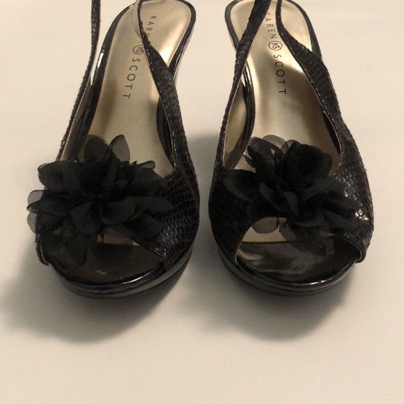 Karen Scott Bethe Black Patent Leather Slingback Peep Toe Heels - Picture 2 of 10